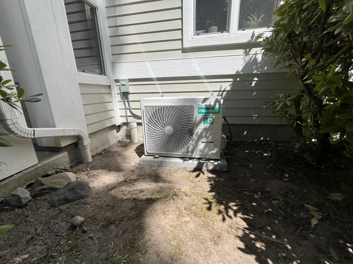 Heat pump outdoor unit installation